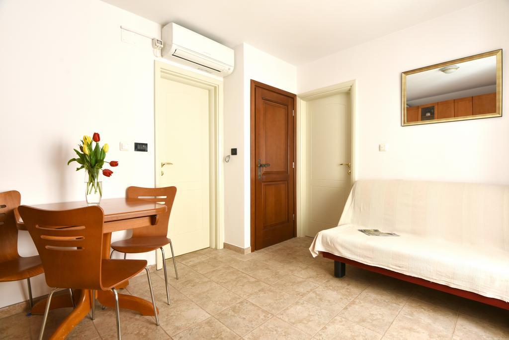 Apartments Kokolo Sibenik Phòng bức ảnh